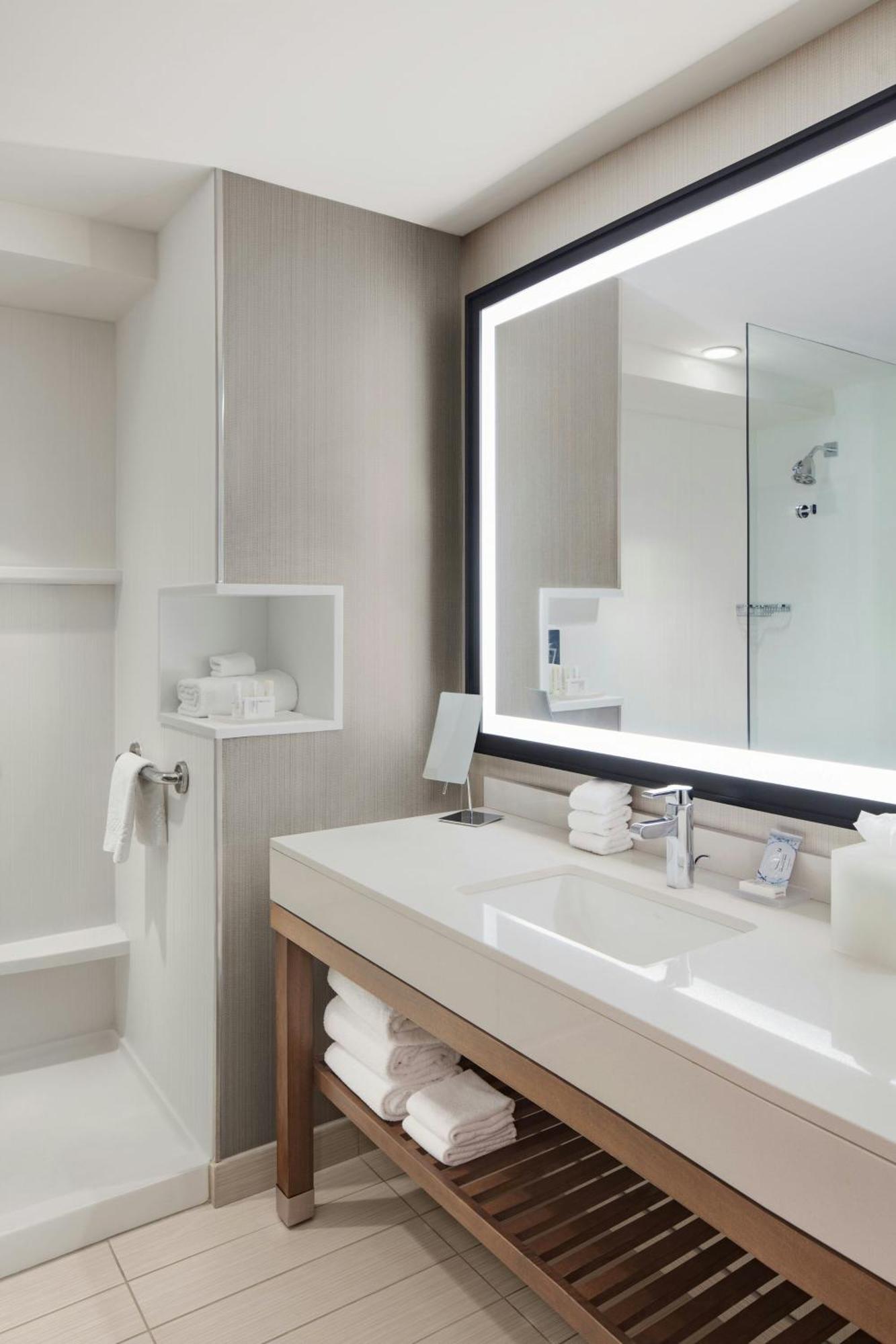 Hotel Courtyard By Marriott Portland Downtown/Waterfront Exteriér fotografie